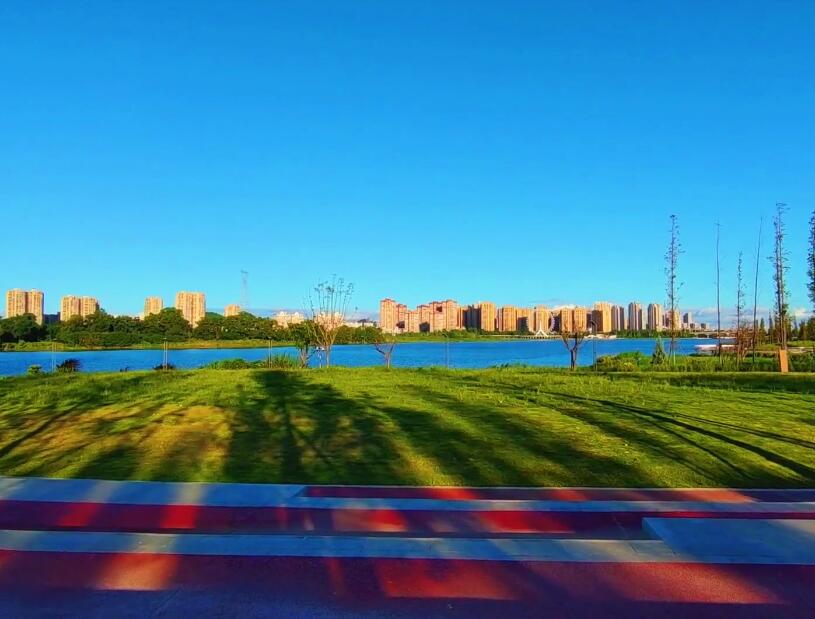 四川甘孜甘孜冷谷寺景点介绍1