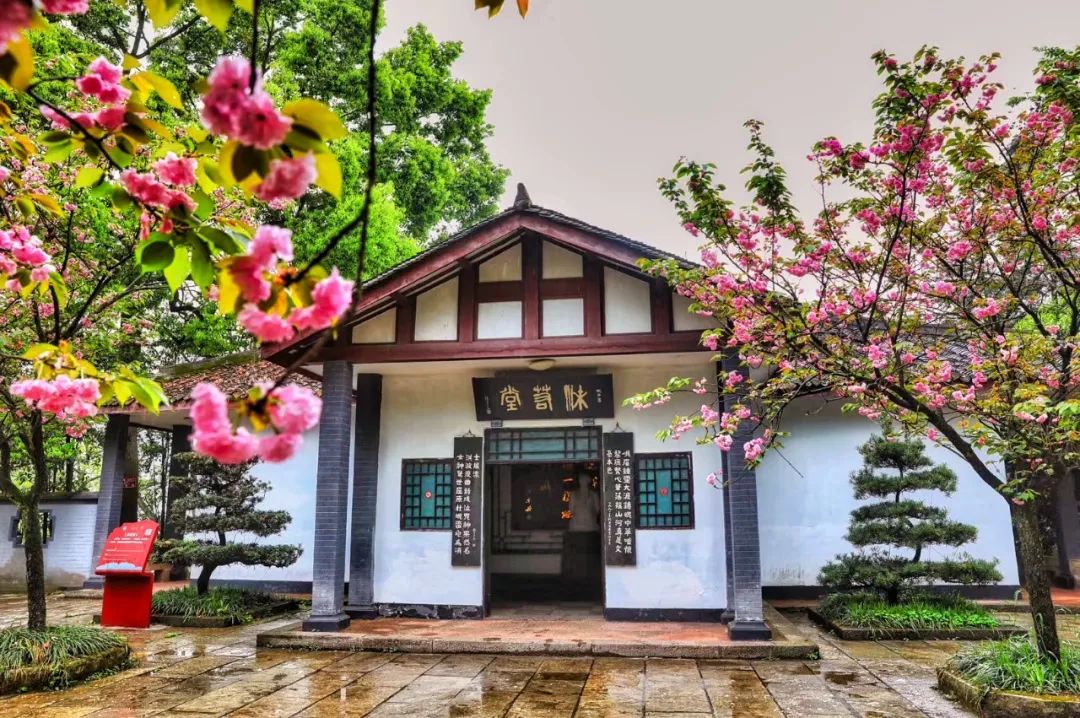 四川绵阳九岭加勒比海游乐园景点介绍1