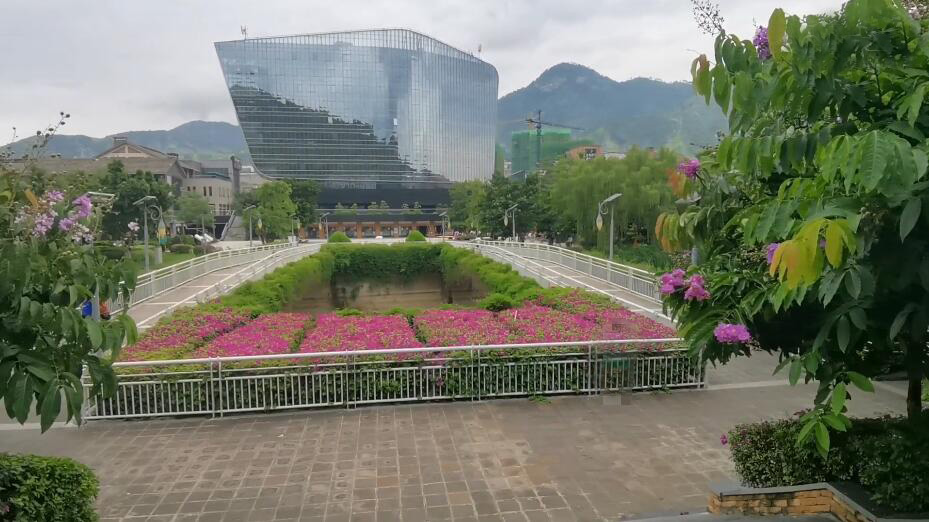 四川阿坝四姑娘山长坪沟上下干海子景点介绍1