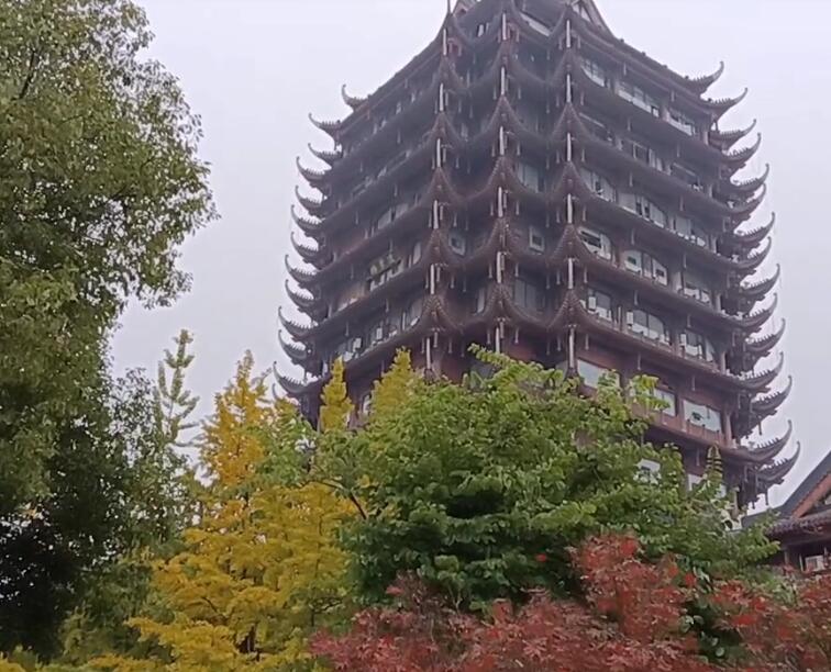 四川甘孜多瀑沟自然保护区景点介绍1