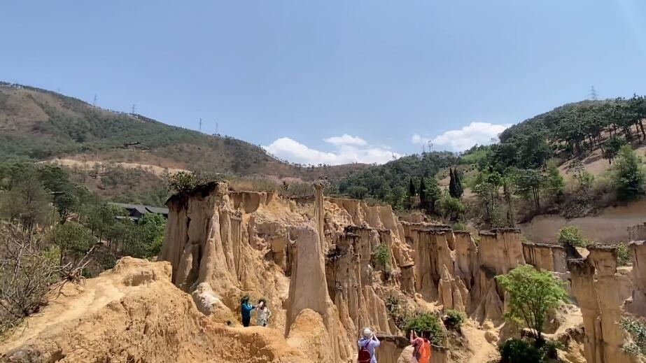 四川凉山黄联关黄联土林景区景点介绍1