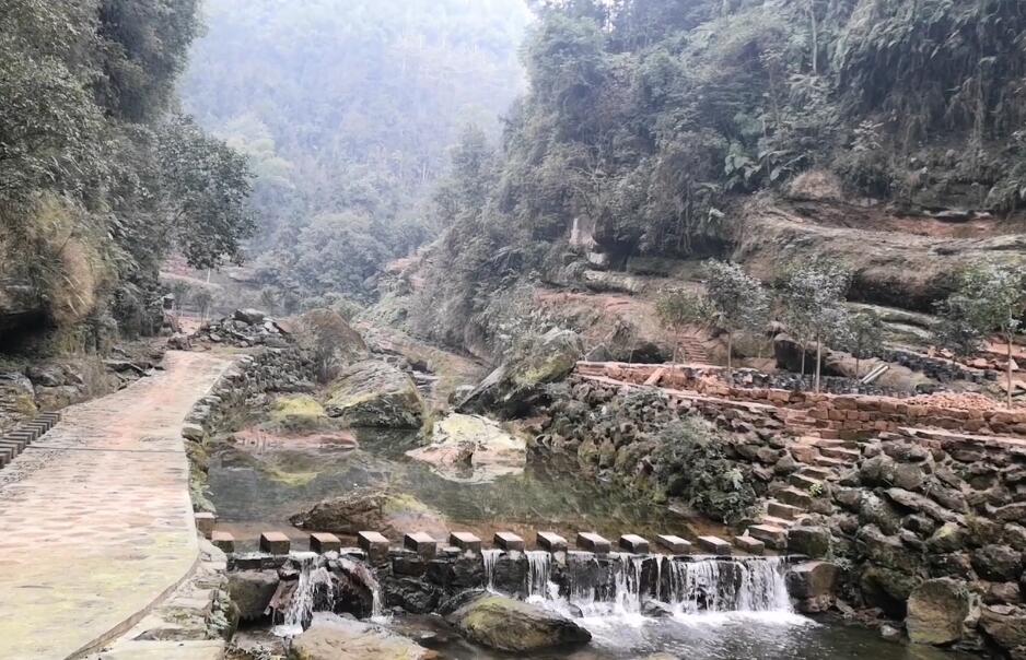 四川乐山木城庞坡洞景点介绍1