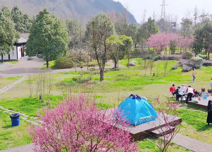 四川德阳萤飞谷景点介绍1