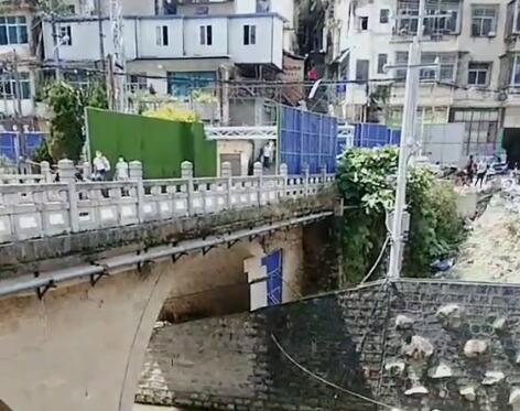 云南怒江景点黑弄泊高山湖泊景点介绍1