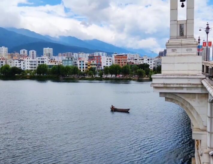 云南昭通景点小东门新石器晚期墓葬景点介绍1