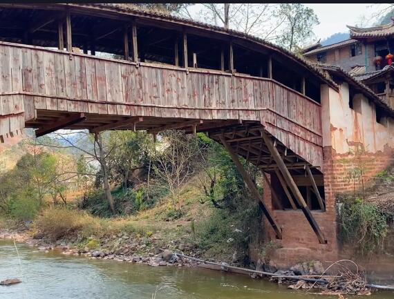 云南红河景点马鞍底乡营盘山抗日遗址景点介绍1