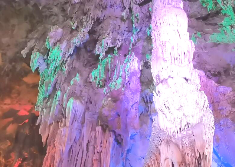 云南红河景点很坎民俗村景点介绍1