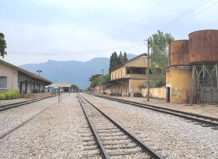 云南怒江景点兰坪县抗日战争胜利纪念碑景点介绍1