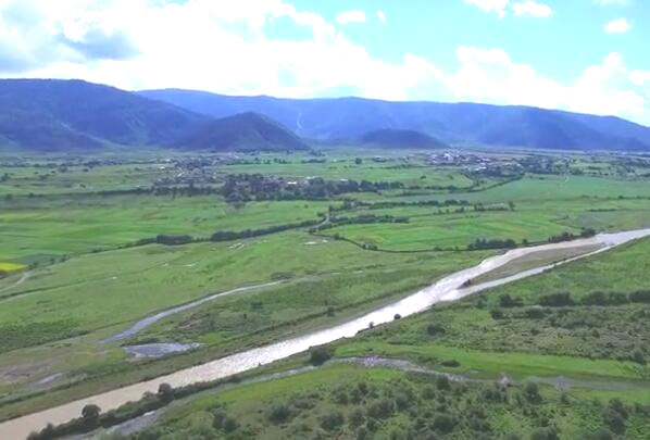 云南迪庆景点香格里拉洋塘曲景区景点介绍1