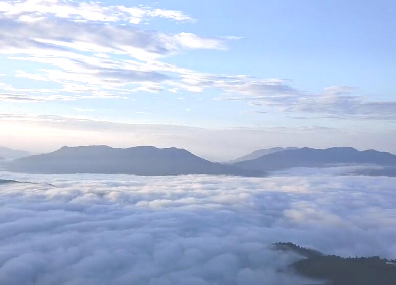 云南红河景点二甫云海日出风景区景点介绍1