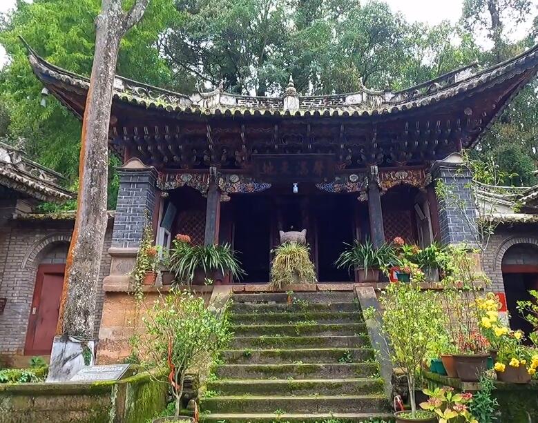 云南曲靖景点珠源禅寺景点介绍1