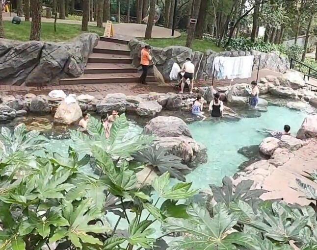 云南昆明景点安宁温泉(碧玉泉)景点介绍1