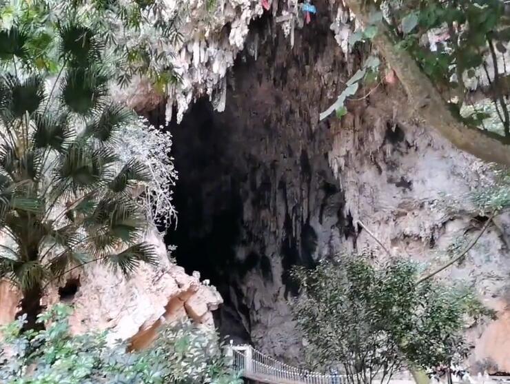 云南红河景点马鞍底坪河大草地景点介绍1