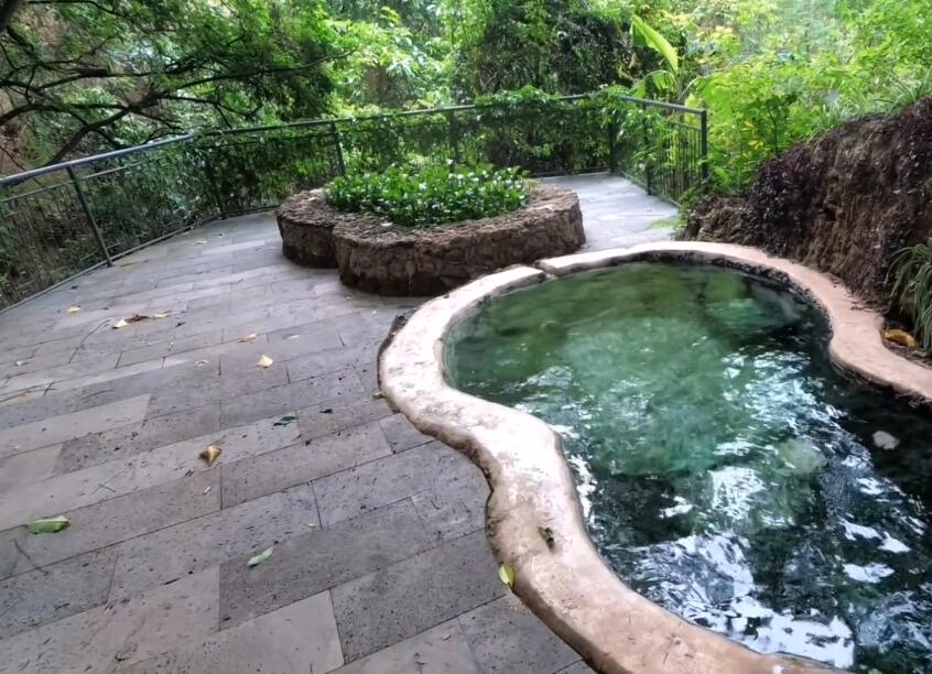 云南保山景点石瓢温泉度假村景点介绍1