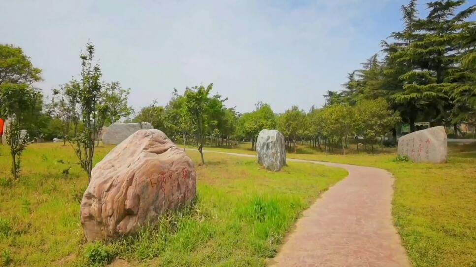 河南郑州景区黄河碑林景点介绍1