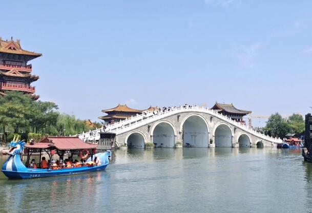 河南焦作景区焦作影视城(国家4A级)景点介绍1