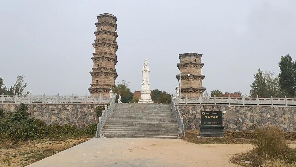 河南郑州景区寿圣寺双塔景点介绍1