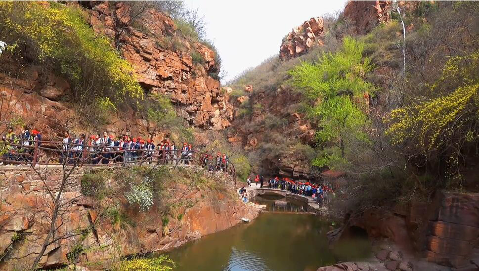 河南三门峡景区十里桃花谷景点介绍1