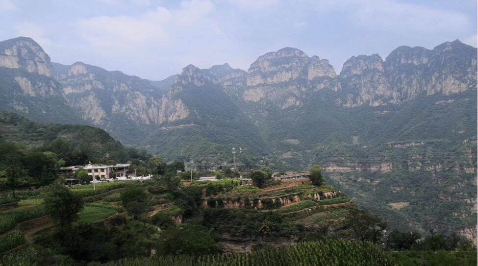 河南洛阳景区万安山高山牧场景点介绍1