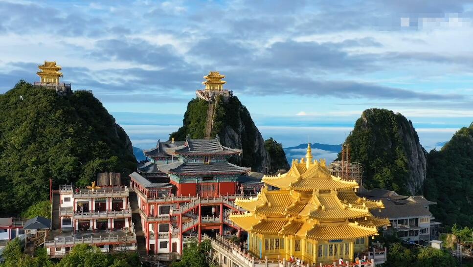 贵州铜仁景点:梵净山赐敕碑景点介绍1