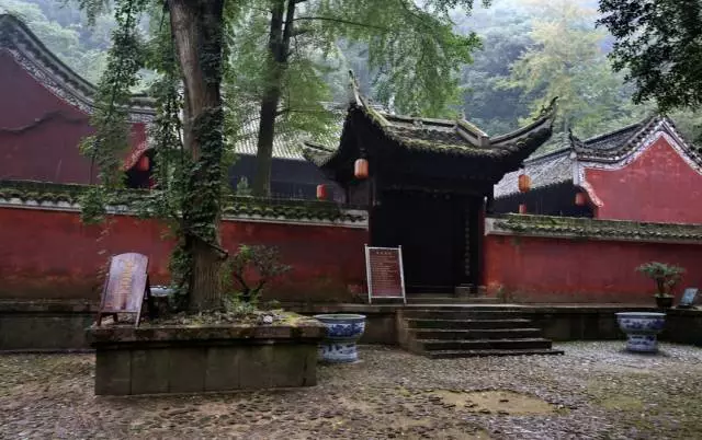 贵州黔东南景点:飞云崖民族博物馆景点介绍1