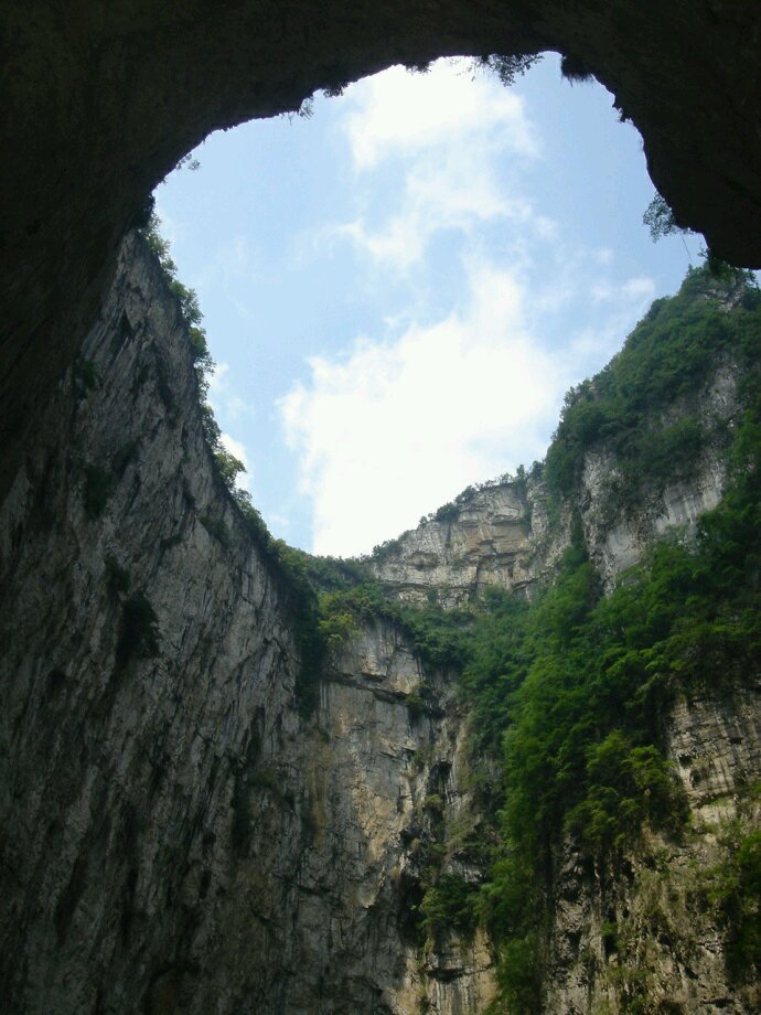 贵州毕节景点:织金大峡谷红岩绝壁景点介绍2