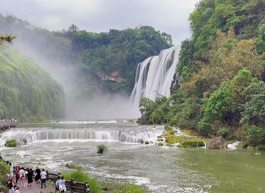 贵州安顺景点:黄果树瀑布(国家5A级)景点介绍1