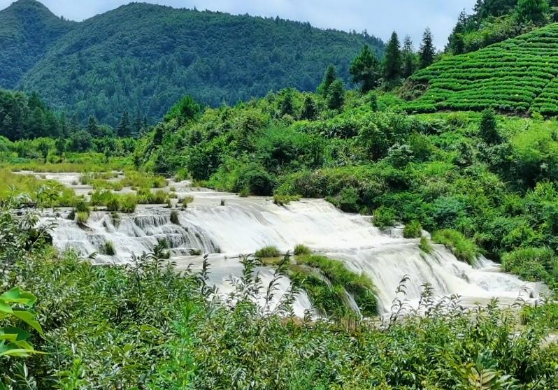 贵州六盘水景点:龙凤地宫(地下公园)景点介绍1