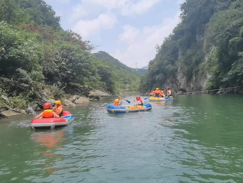 贵州黔西南景点:马岭河车榔温泉景点介绍1