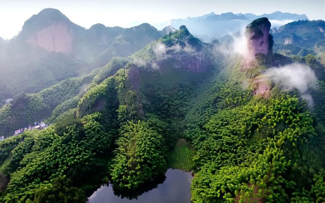 浙江金华大红岩会仙岩景点介绍2