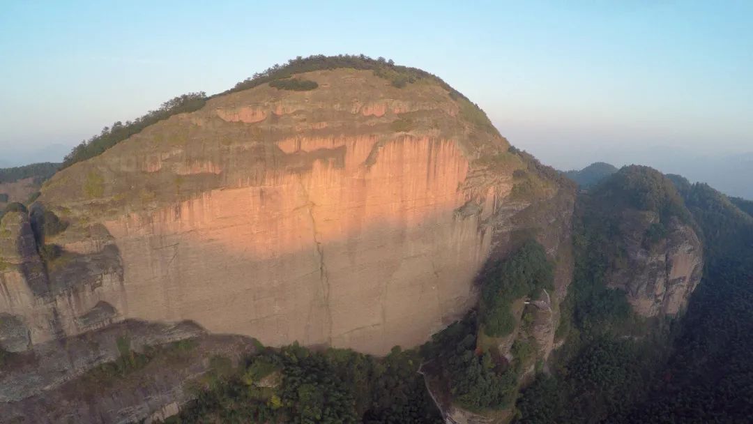 浙江金华大红岩会仙岩景点介绍3
