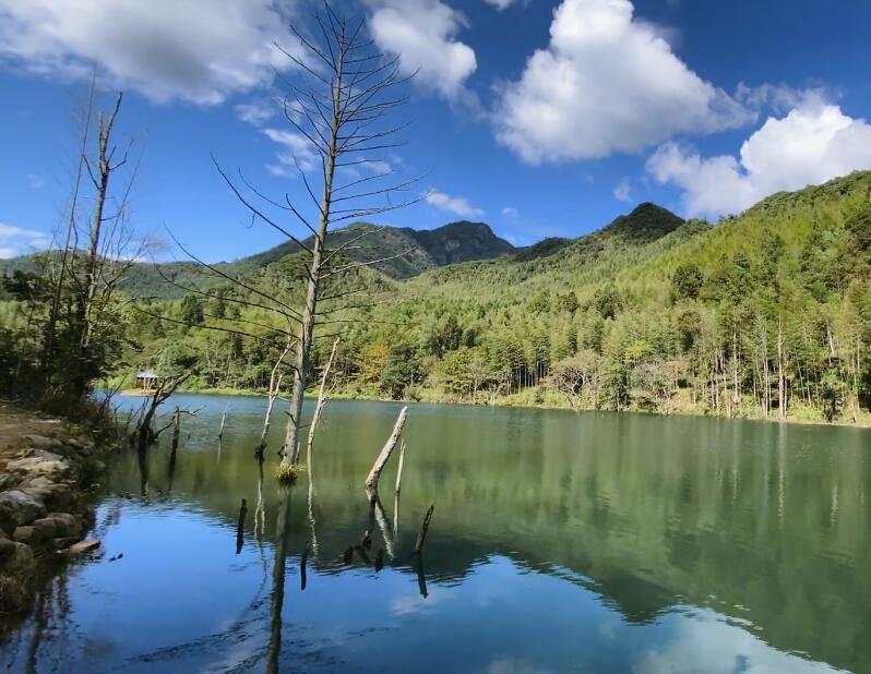 福建南平白塔山风景区景点介绍1