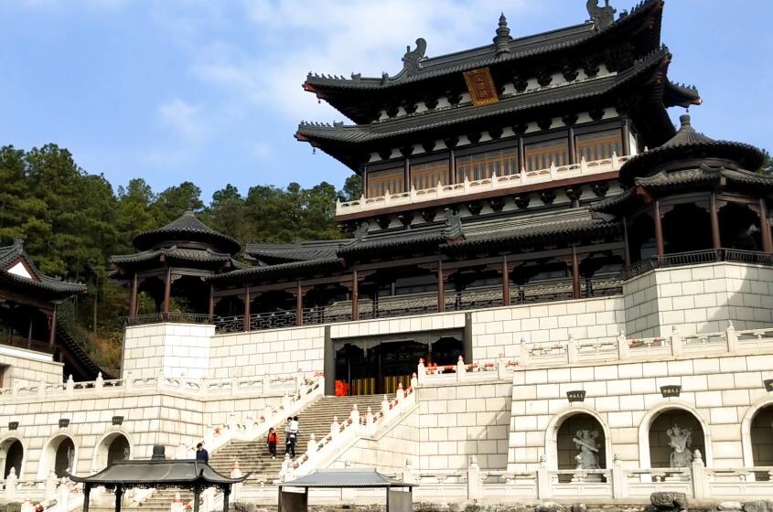 江苏无锡张公洞太极广场景点介绍1