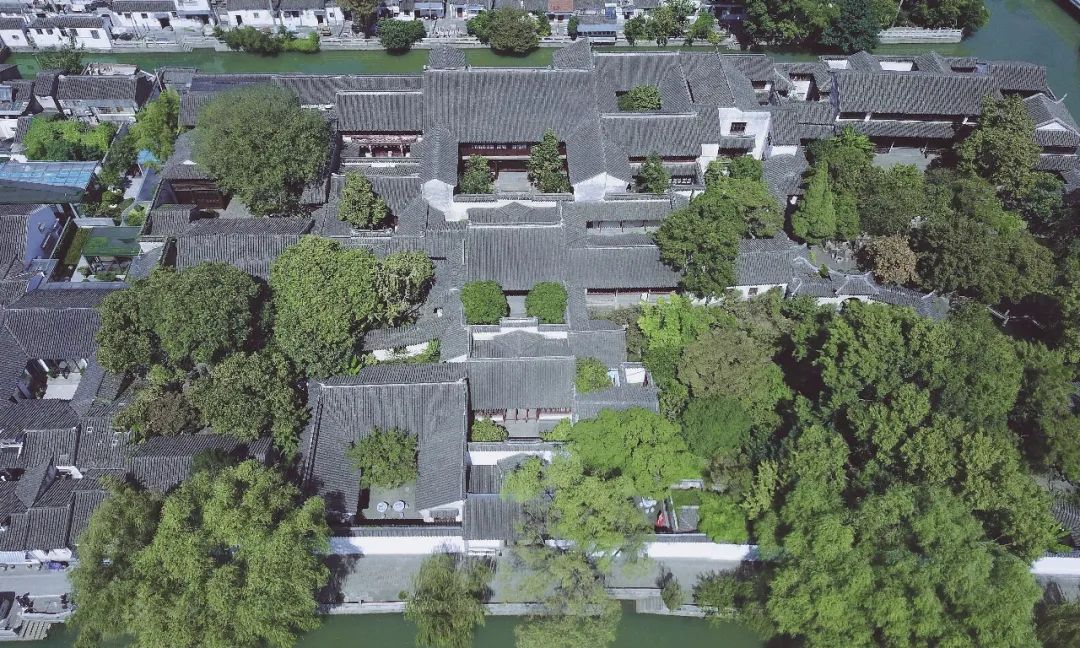 江苏苏州耦园藤花舫景点介绍2