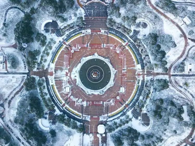 江苏无锡灵山胜境九龙灌浴广场景点介绍3