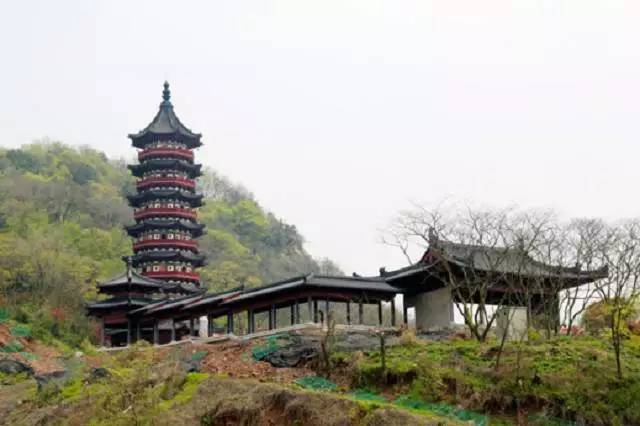 江苏苏州西山雕花楼景点介绍1