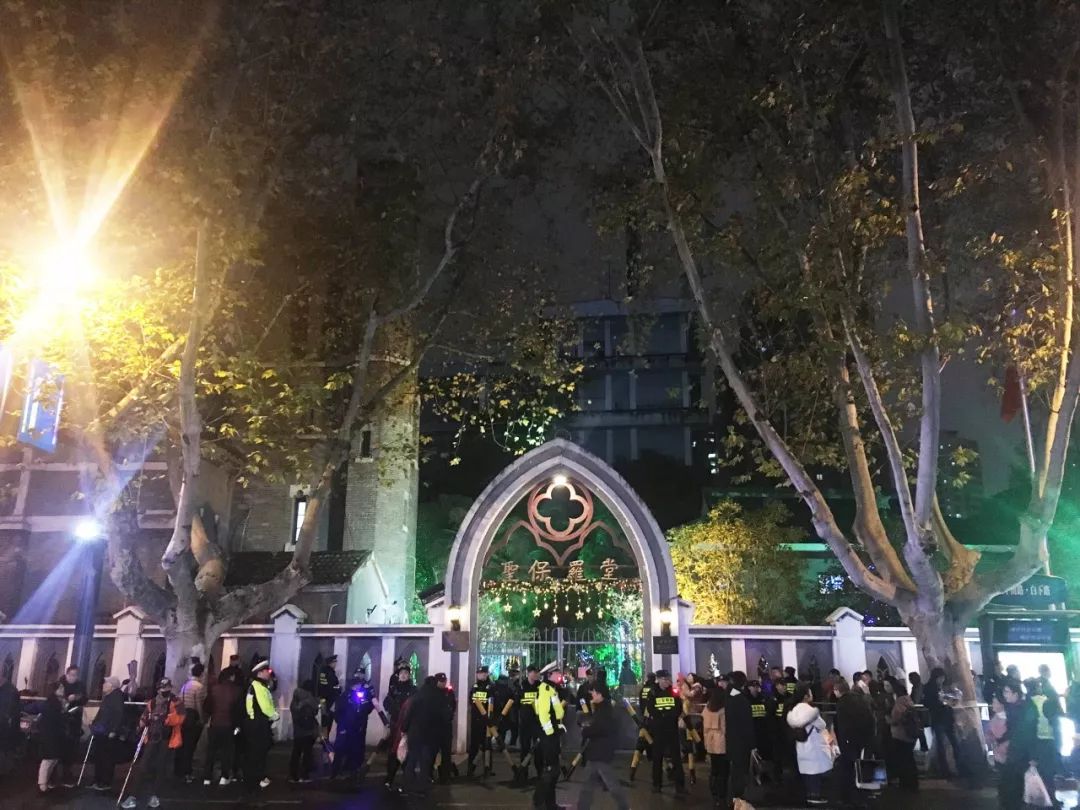 江苏苏州静思园小垂虹景区景点介绍1