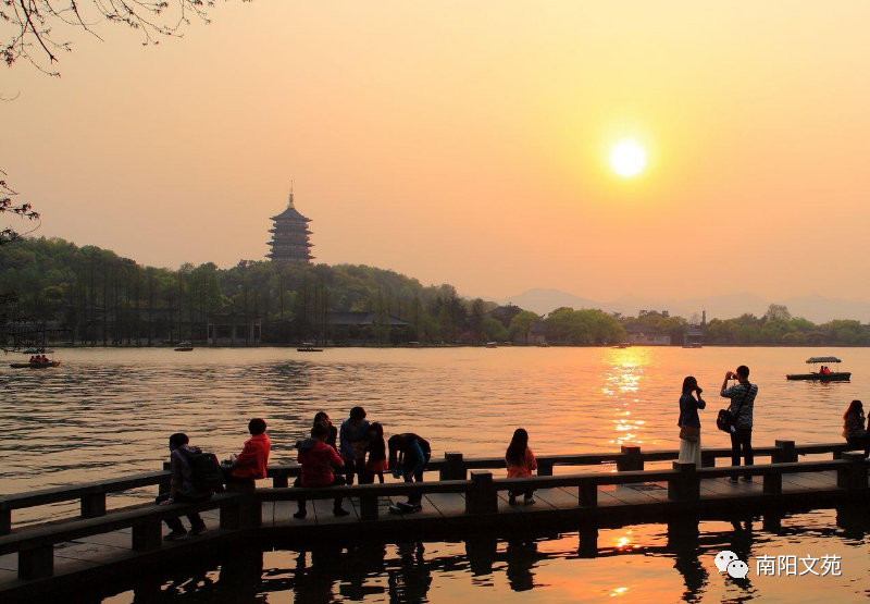 江苏连云港西双湖朱公堤景点介绍1