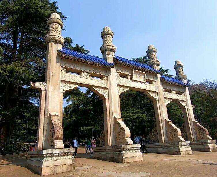 江苏南京中山陵博爱坊景点介绍1