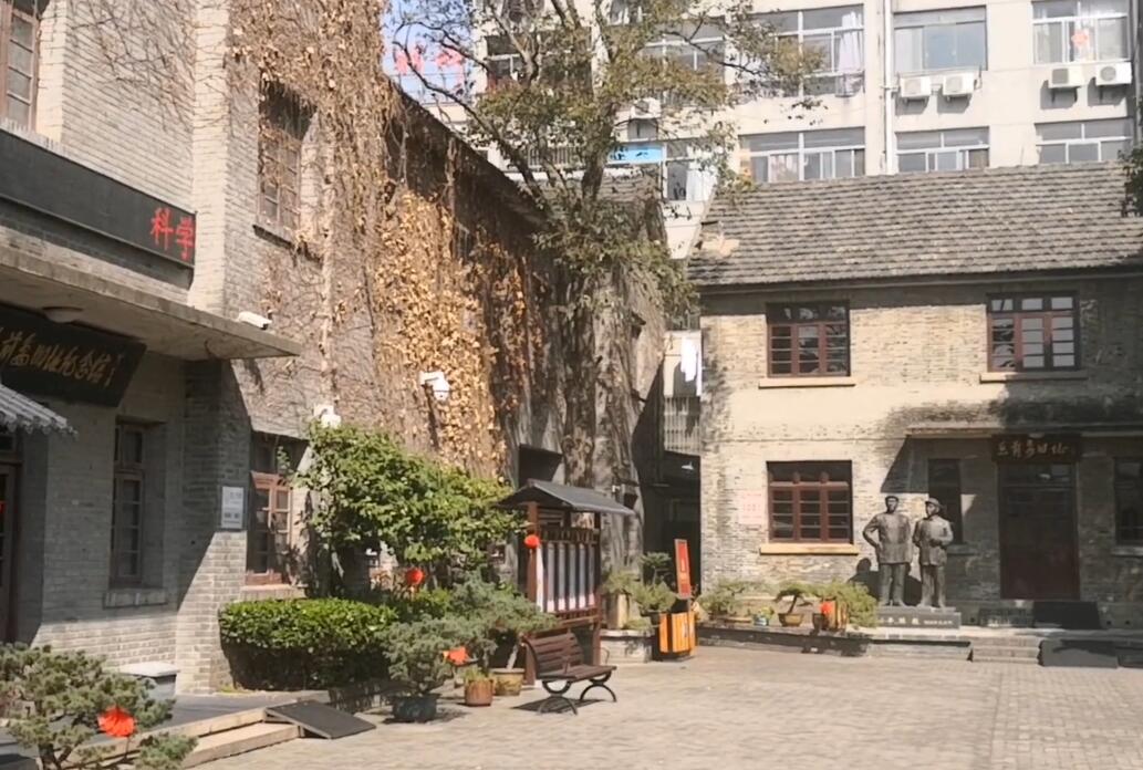 江苏无锡灵山胜境地涌宝塔景点介绍1