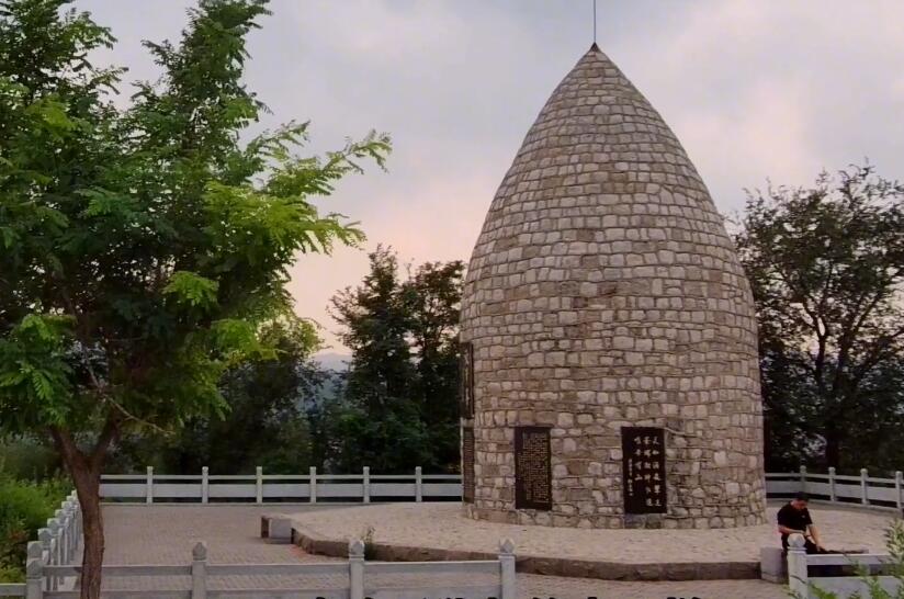 山东淄博峨嵋山文笔峰景点介绍1