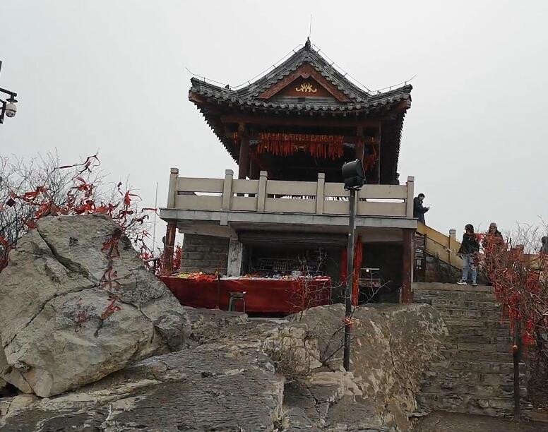 山东济南千佛山赏菊阁景点介绍1