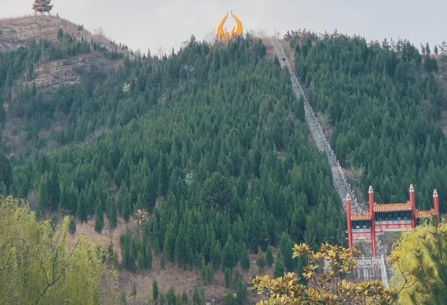 山东济南双凤山风景区景点介绍1