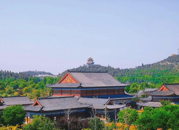 山东济宁萌山公园景点介绍1