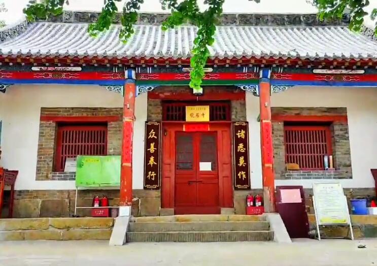 山东济南长清龙居寺景点介绍1