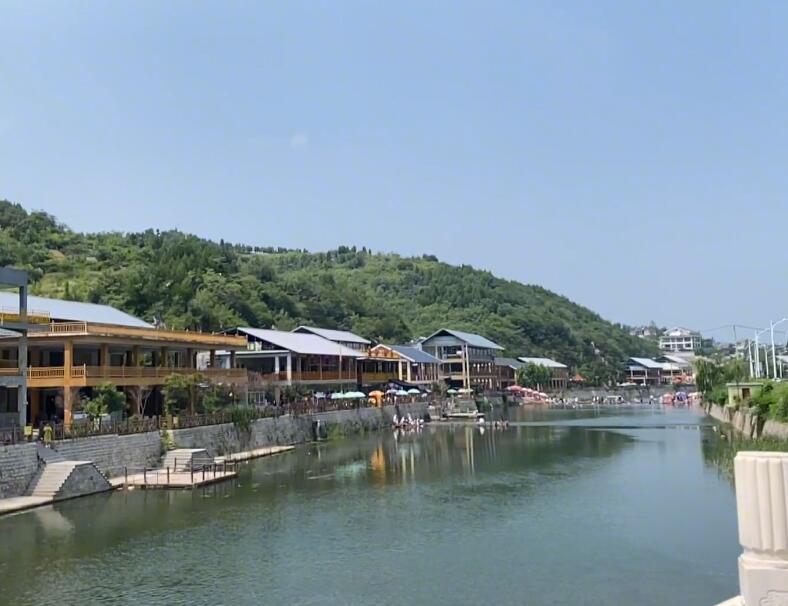 山东济南大小门牙风景区景点介绍1