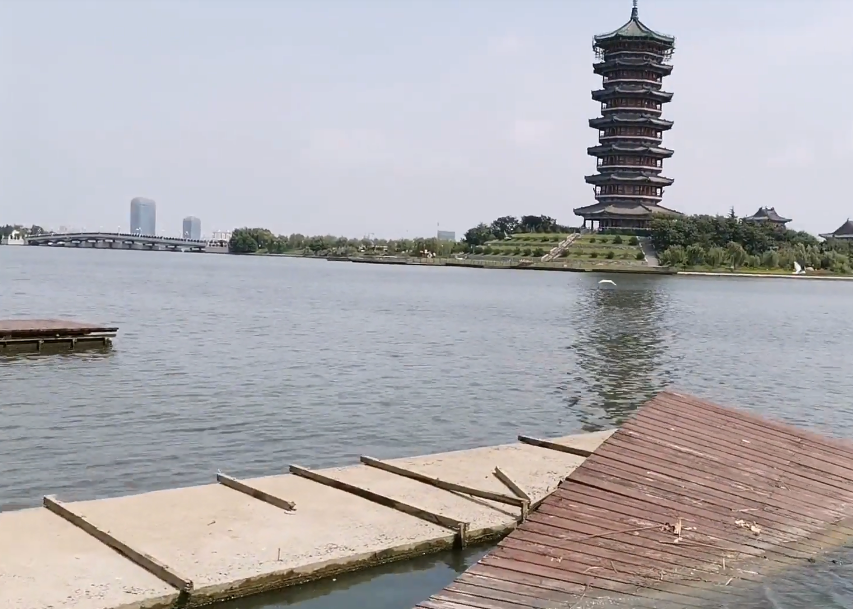 山东枣庄月亮湾湿地公园景点介绍1