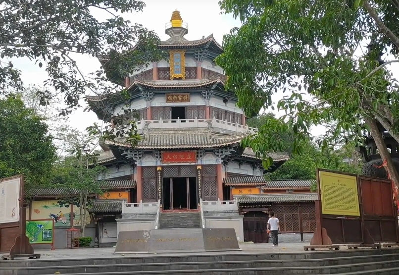 海南旅游文笔峰三清坛景点介绍1