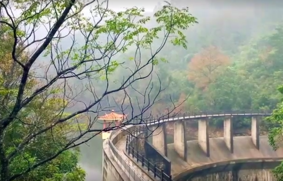海南旅游天界神湖景点介绍1