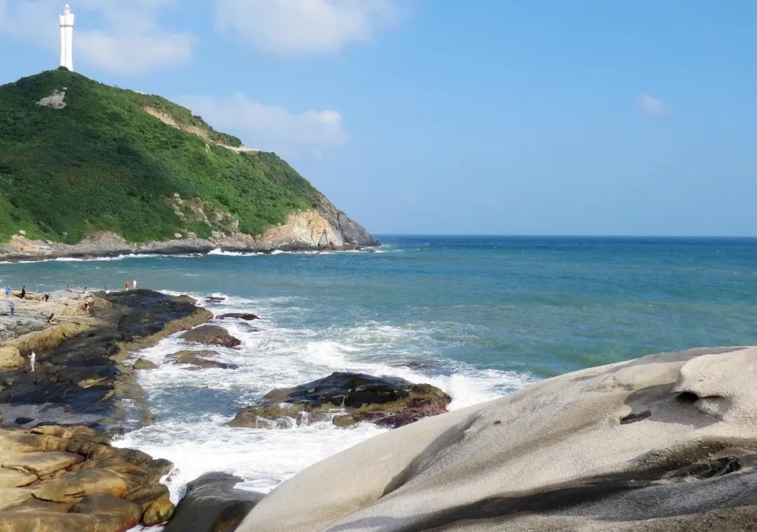 海南旅游海南五指山红峡谷漂流景点介绍1